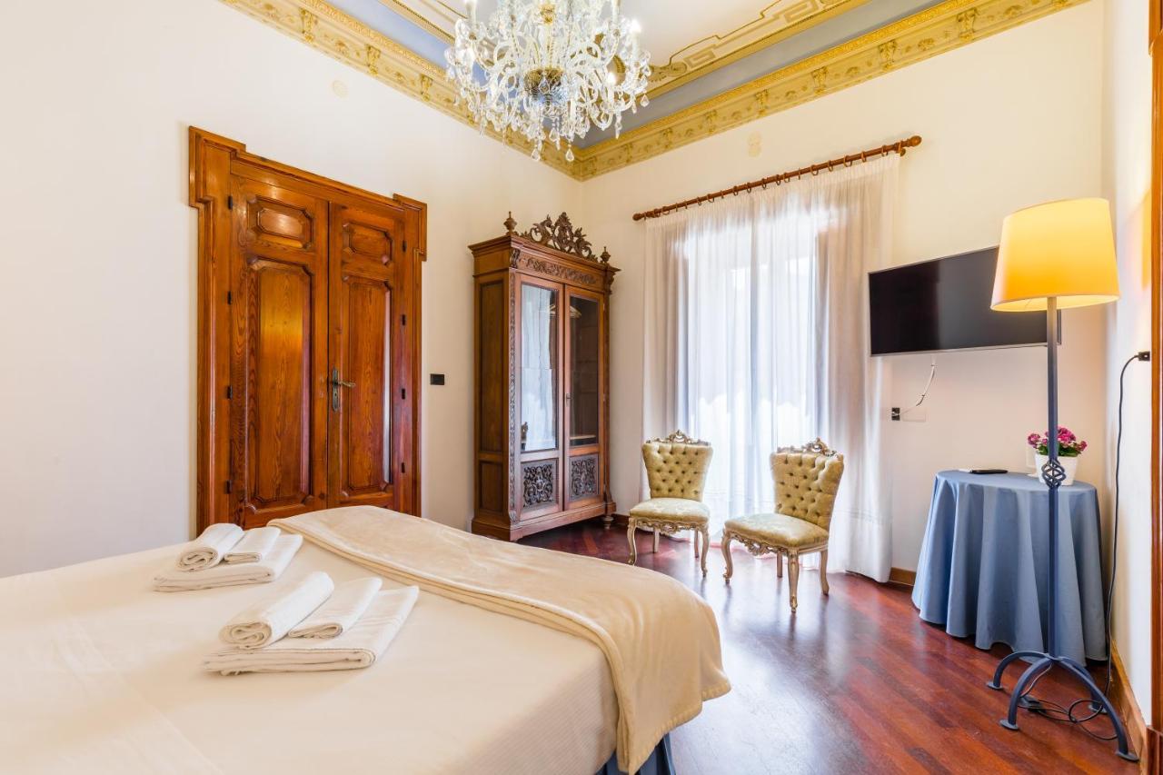 Palazzo Montalbano Acomodação com café da manhã Scicli Exterior foto