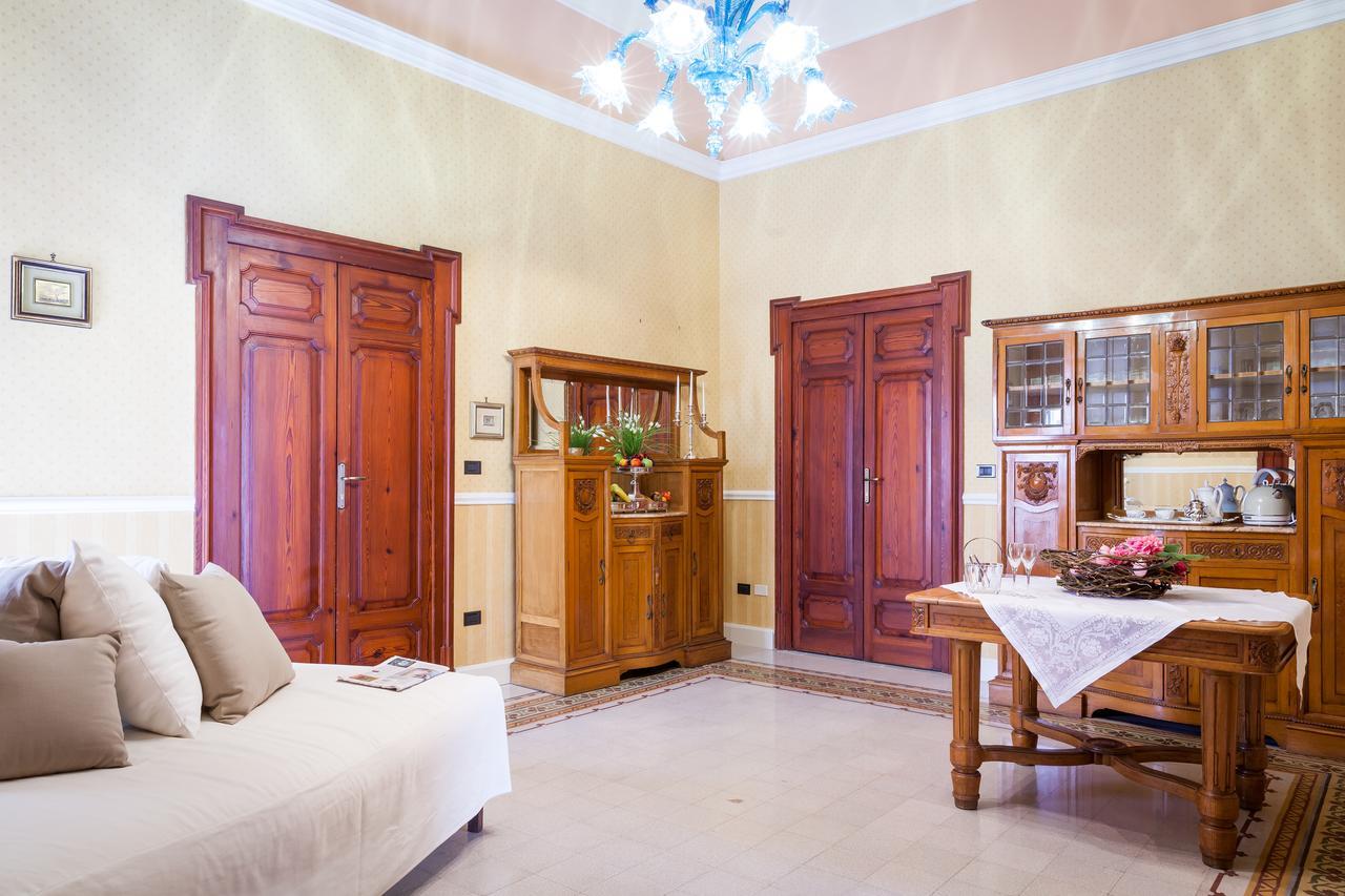 Palazzo Montalbano Acomodação com café da manhã Scicli Exterior foto